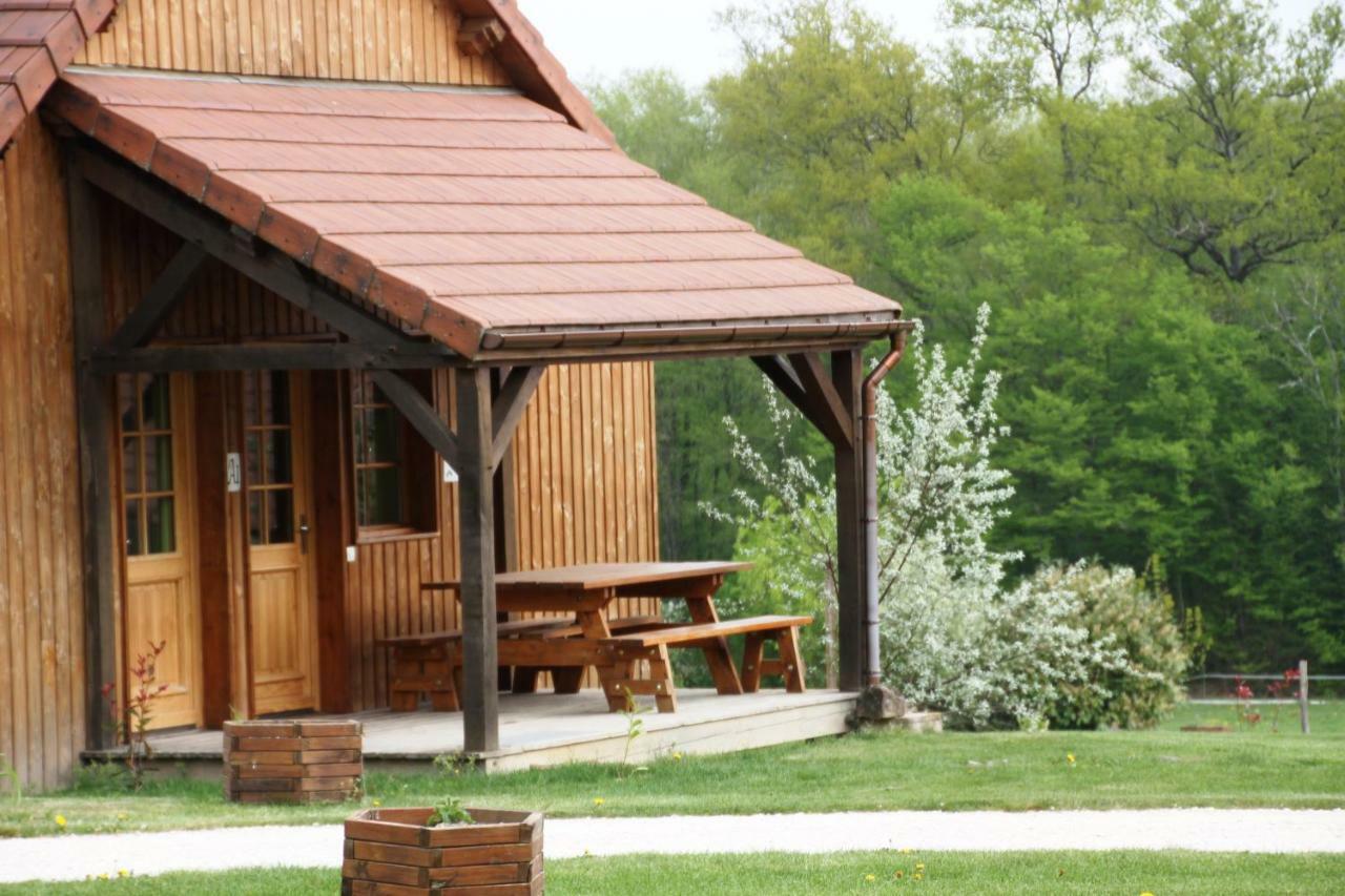 Vila Le Hameau Des Grilles Saint-Fargeau  Exteriér fotografie
